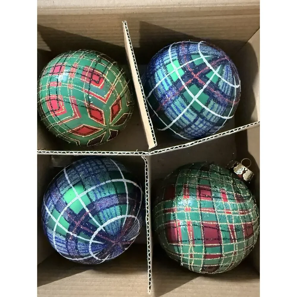 Vintage Jeffrey Banks Home Set of 8 Large Plaid Tartan Glass Ornaments w/ Box
